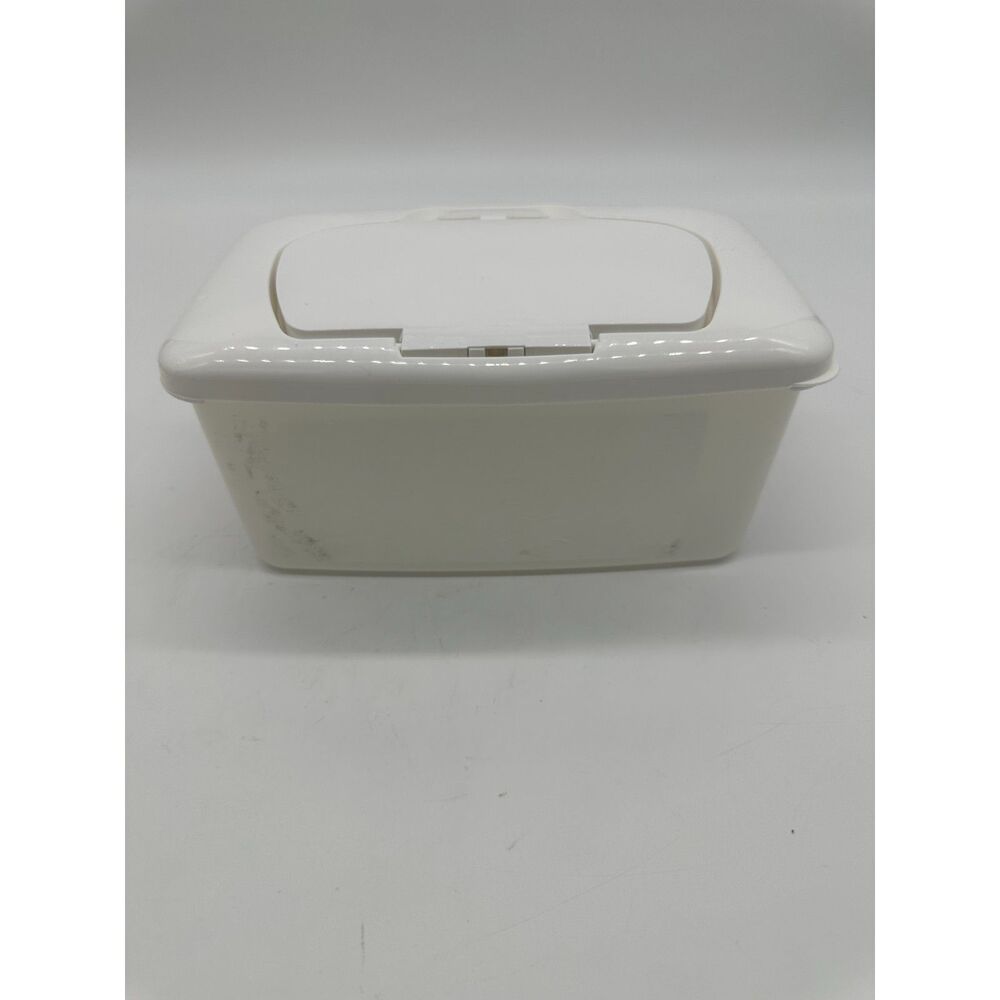 Publix Wet Wipes Dispenser Container with Lid 8 x 5 x 3.5 Resealable